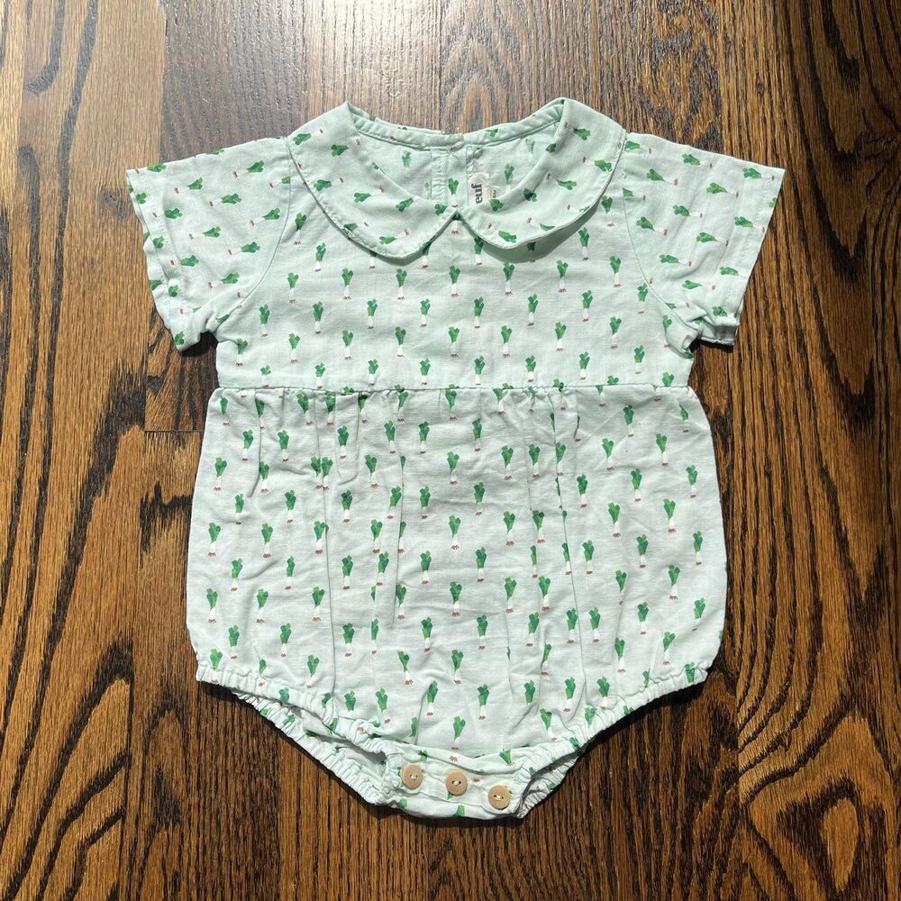 Oeuf Short Sleeve Linen Romper in Leek Print (18M)